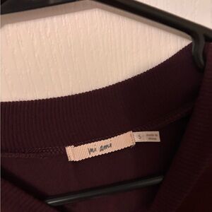 Francesca’s Mi Ami very soft burgundy shirt